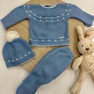 Conjunto primera puesta bebé 3 piezas azul con topitos y pompón marfil – 0 a 6 meses