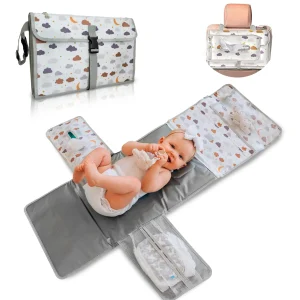 Cambiador para Bebé Portátil Impermeable Nubes