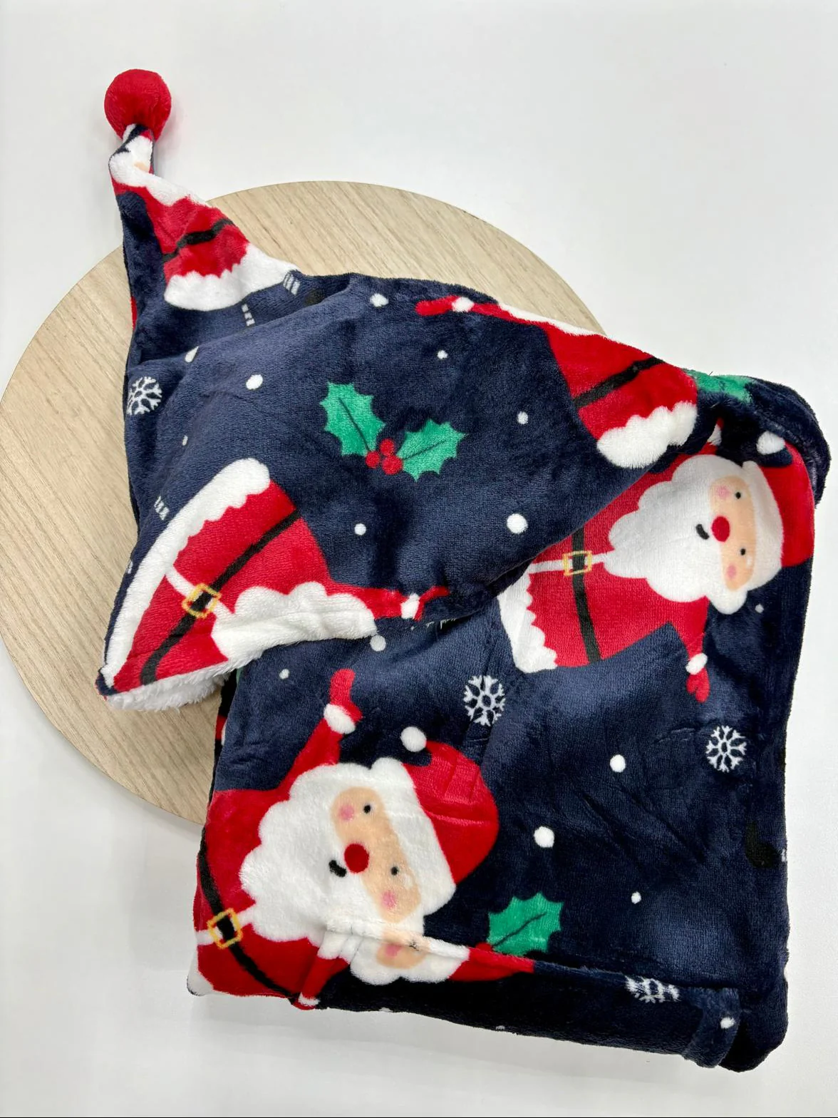 Bata Manta Navidad Familiar Tipo Sudadera | Papá Noel con Gorro y Pompón 🎄 Para toda la Familia - Imagen 2